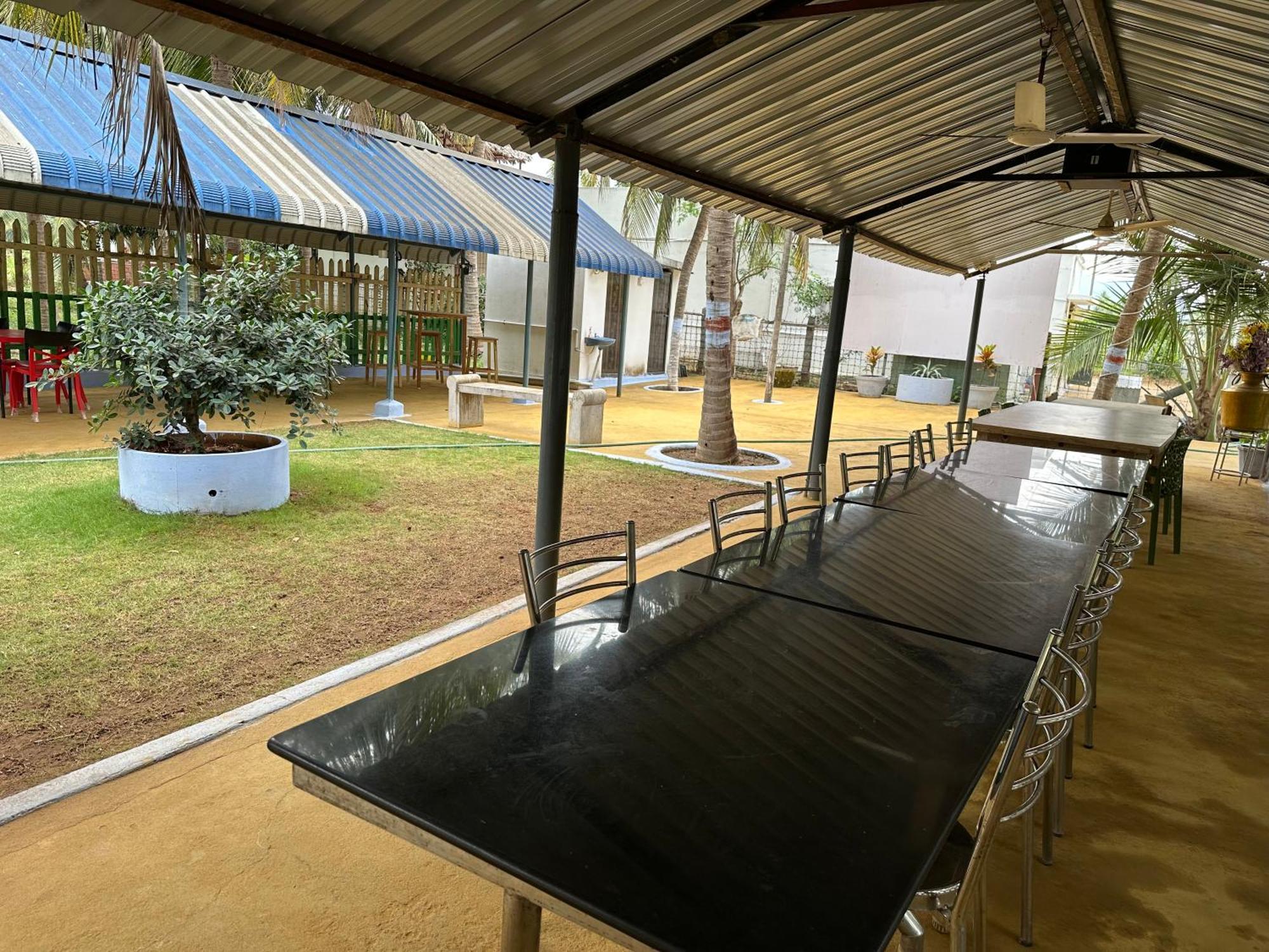 Sakthi Garden Home Stay Ироду Экстерьер фото